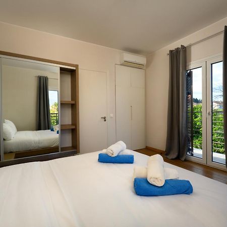 Orange Grove Suites Бенитсес Экстерьер фото