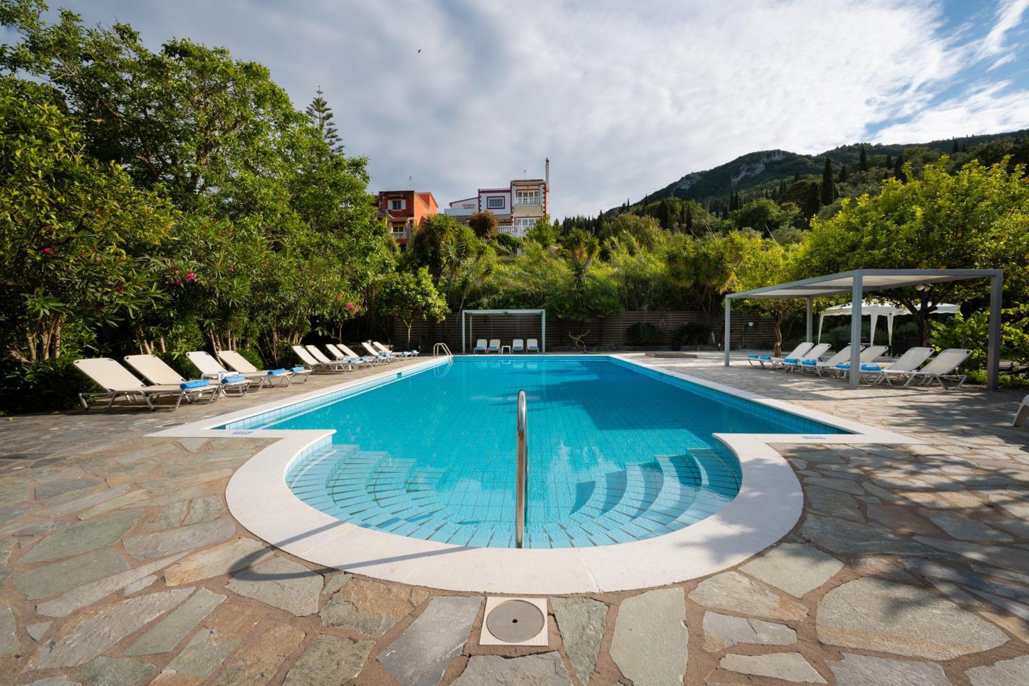 Orange Grove Suites Бенитсес Экстерьер фото