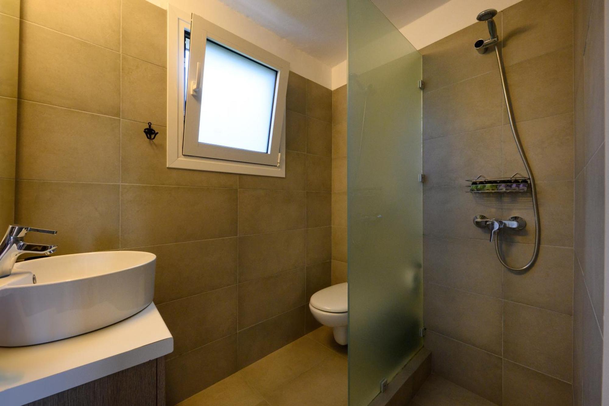 Orange Grove Suites Бенитсес Экстерьер фото